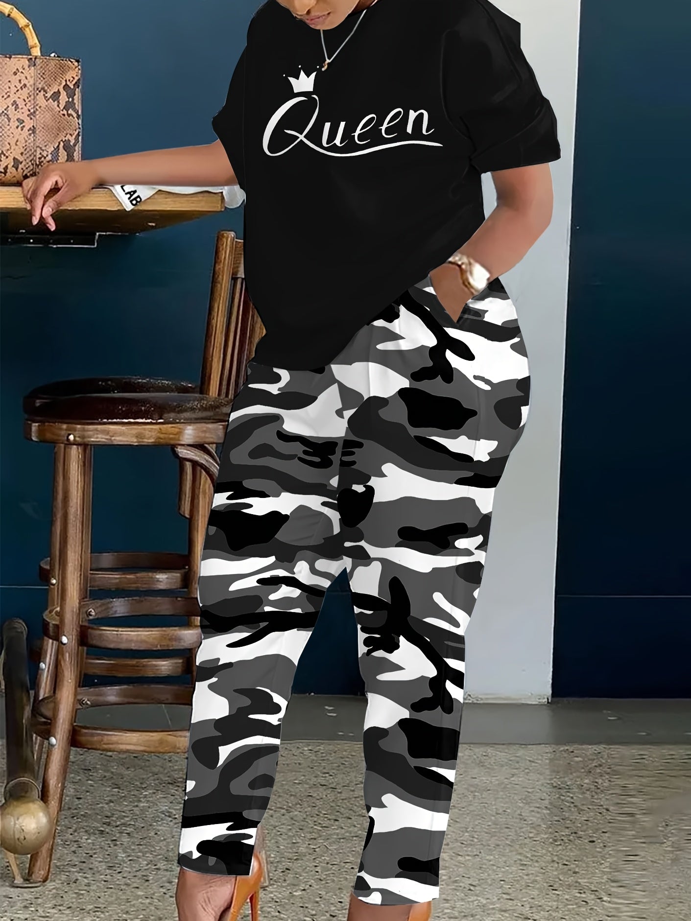 Plus Size - LADIES' Plus Size Daily Fashion Casual Set: Letter Print Crew Neck Short Sleeve T-shirt + Camouflage Long Pants With Pockets