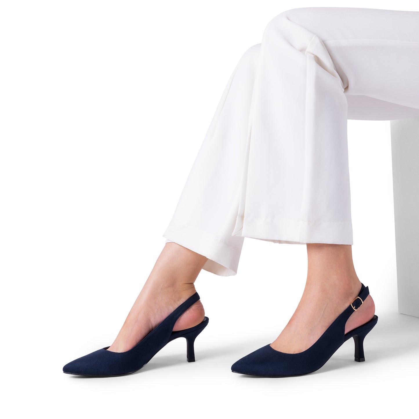 Women's Closed Toe Wedding Low Heel Slingback Kitten Heels Adjustable Strap Pointed Toe Pumps High Heeled Prom Dress Shoes Low Kitten Heels Women's Slingback Dressy Pumps Pointed Closed Toe Ankle Strap Elegant Wedding Pumps Formal Comfortable Shoes