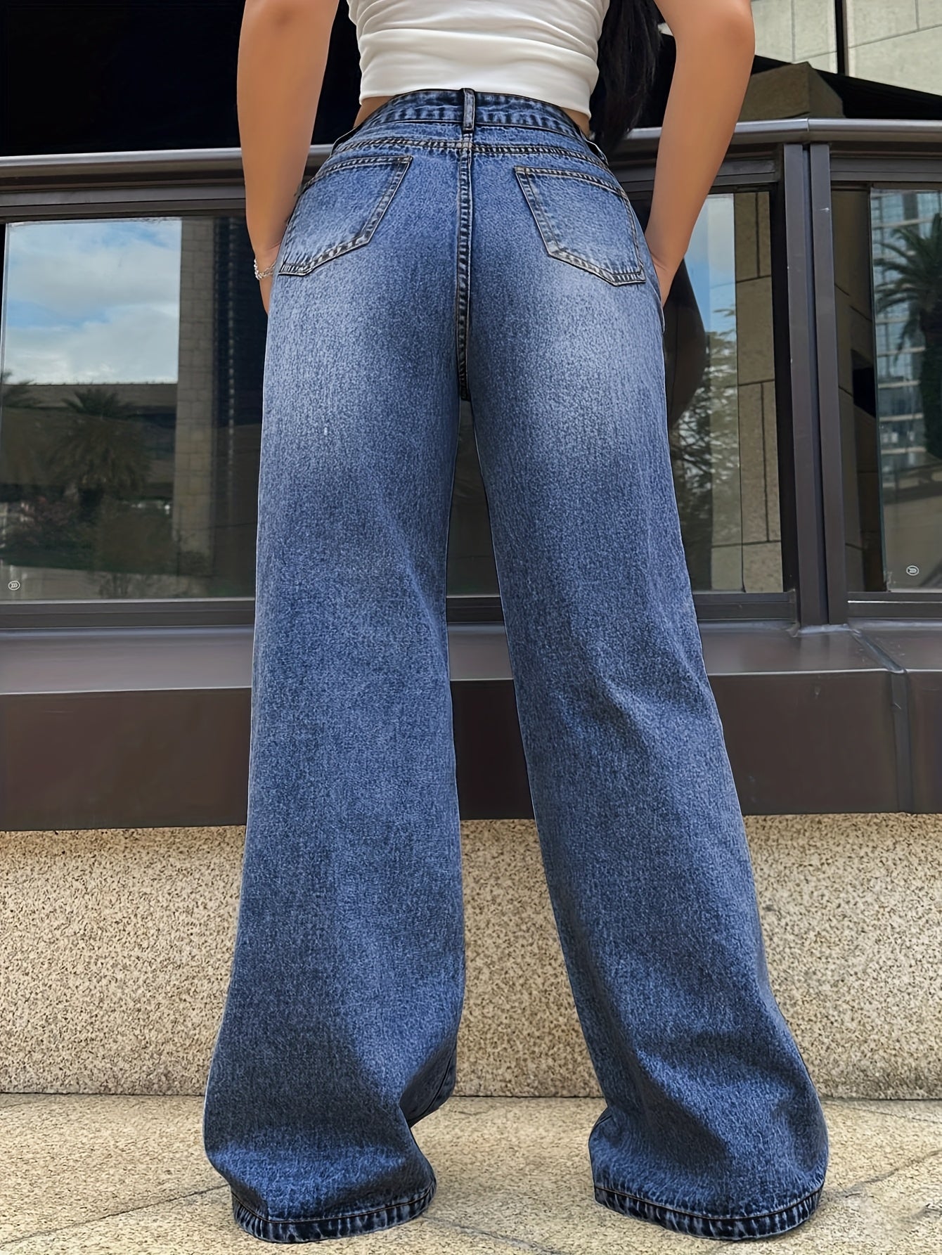 KUYIGO Women'S Pocket Detail Distressed Straight Loose Casual Denim Jeans