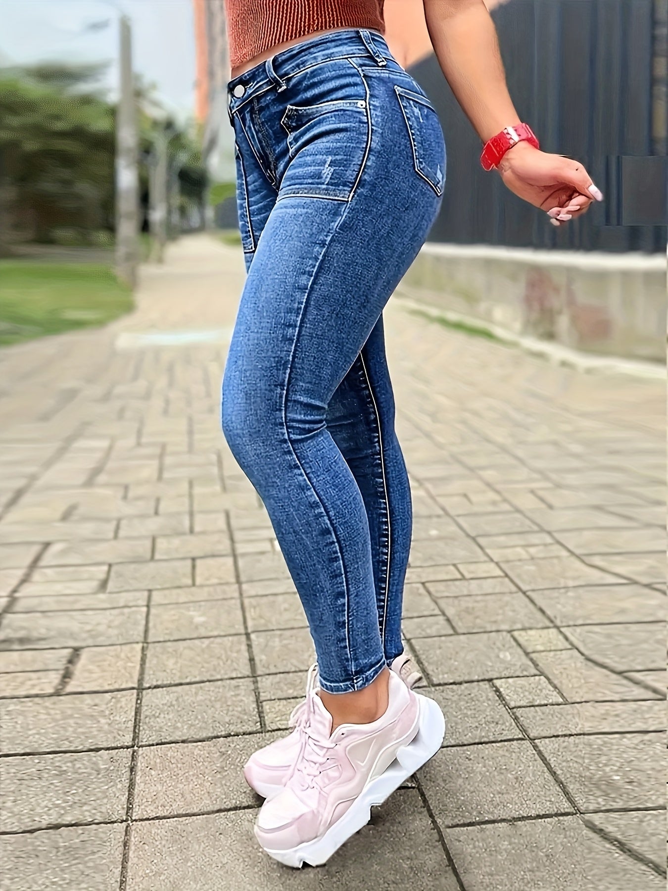 Women's Mid-High Waist Stretch Jeans - Slimming Butt Lifting Fit, Machine Washable Casual Denim Pants, All-Season Skinny Leggings for Everyday/Formal Wear