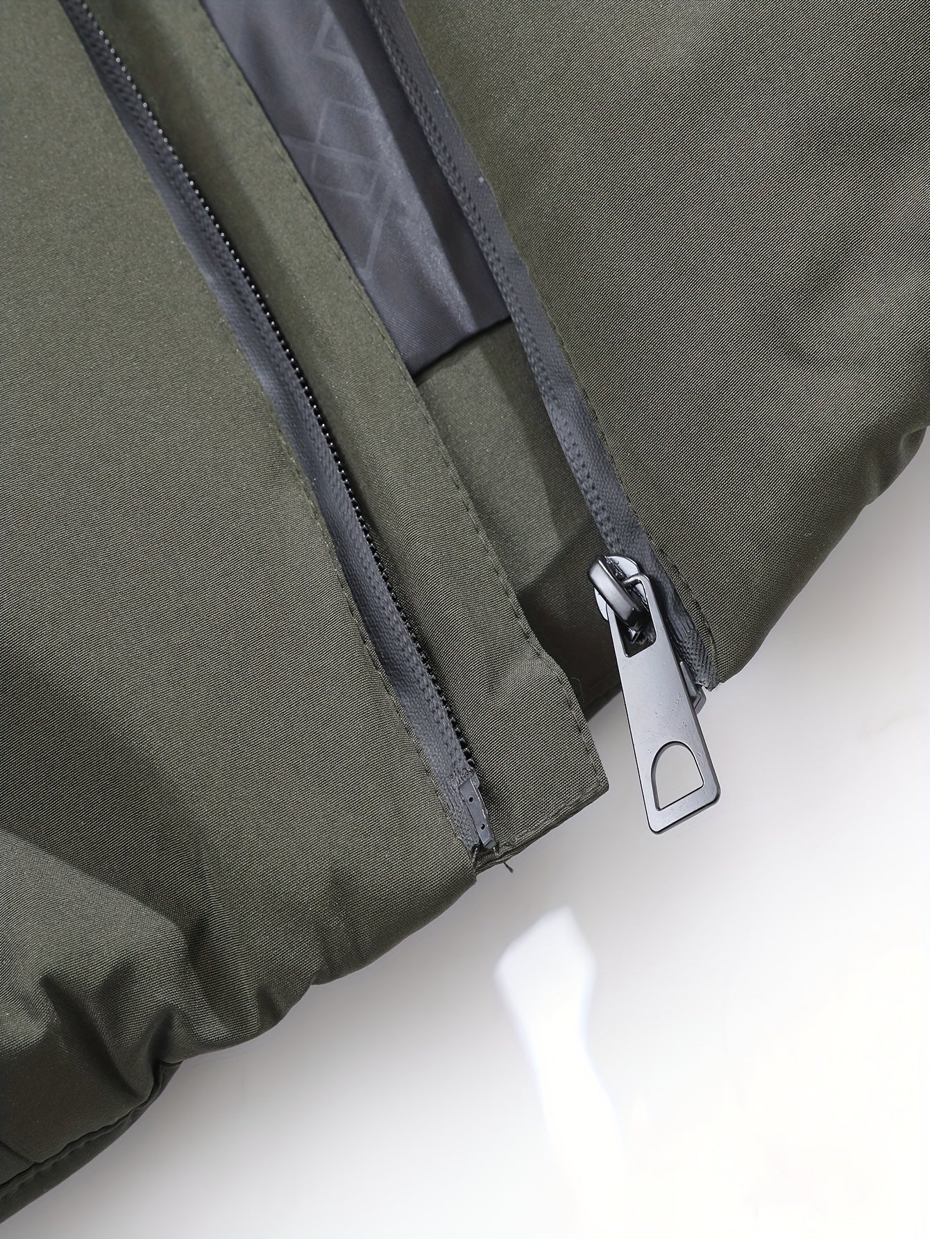 A Smart Heated Jacket Designed for Casual Warmth, Featuring 11 Heating Zones, Dual Controls, Three Heat Settings, a Hood with Drawstrings, Suitable for Autumn And Winter, Thickened for Business Wear, Perfect for Outings Or Home Use for Men.