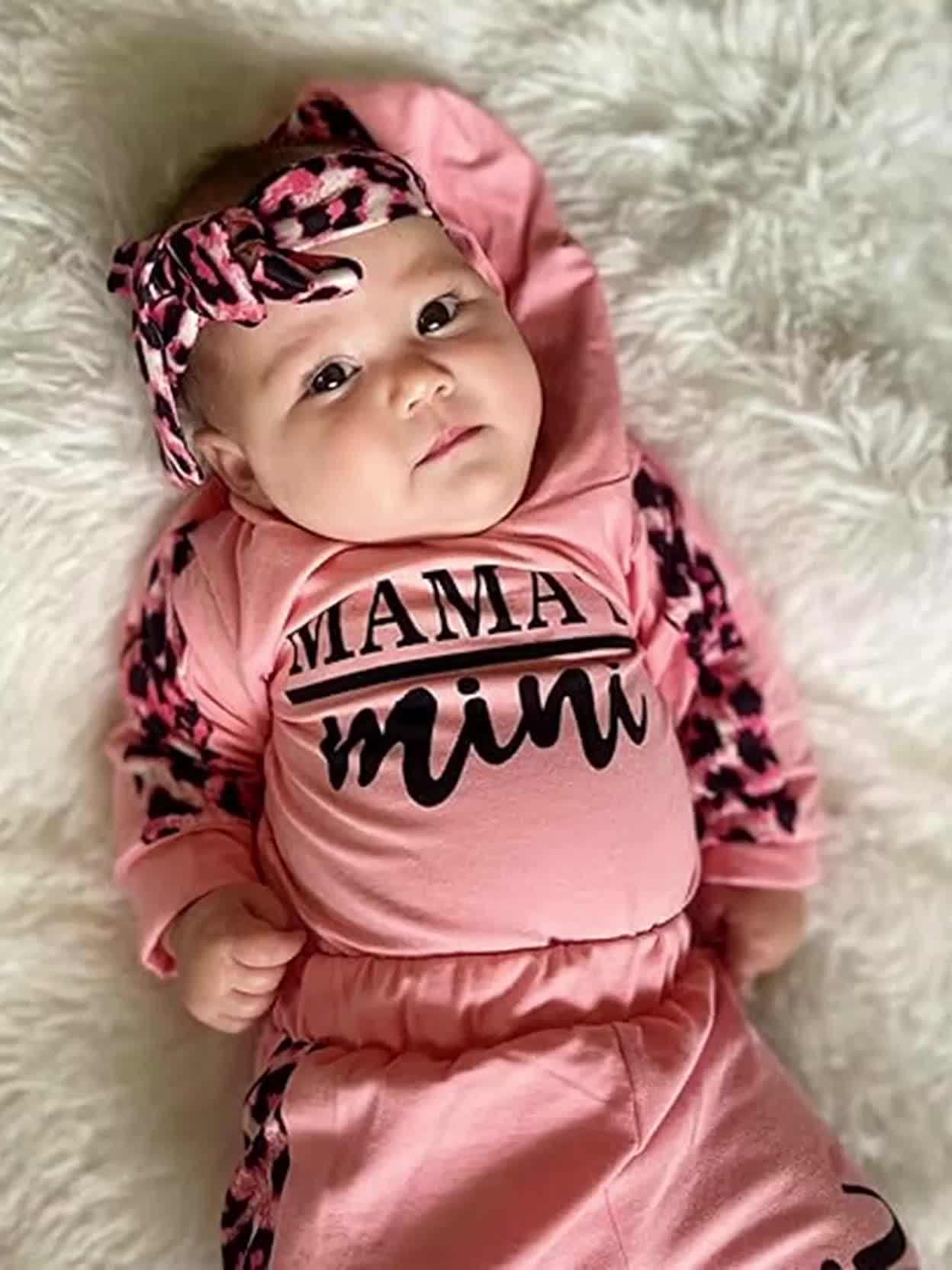 KuKitty Infant Baby Girl Clothes Set Long Sleeve "Mama's Mini" Print Pullover Sports Hooded Tops and Leopard Pants Outfits Set