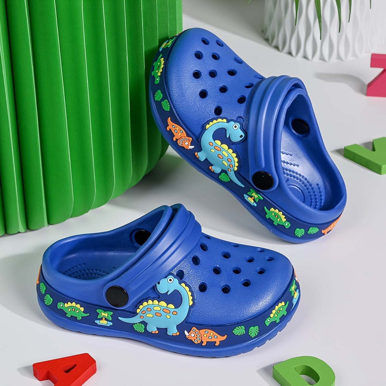 Lightweight And Breathable EVA Slippers That Are Durable, Featuring Cute Cartoon Designs for Kids. These Fashionable And Versatile Clogs Are Perfect Summer Sandals for Both Boys And Girls