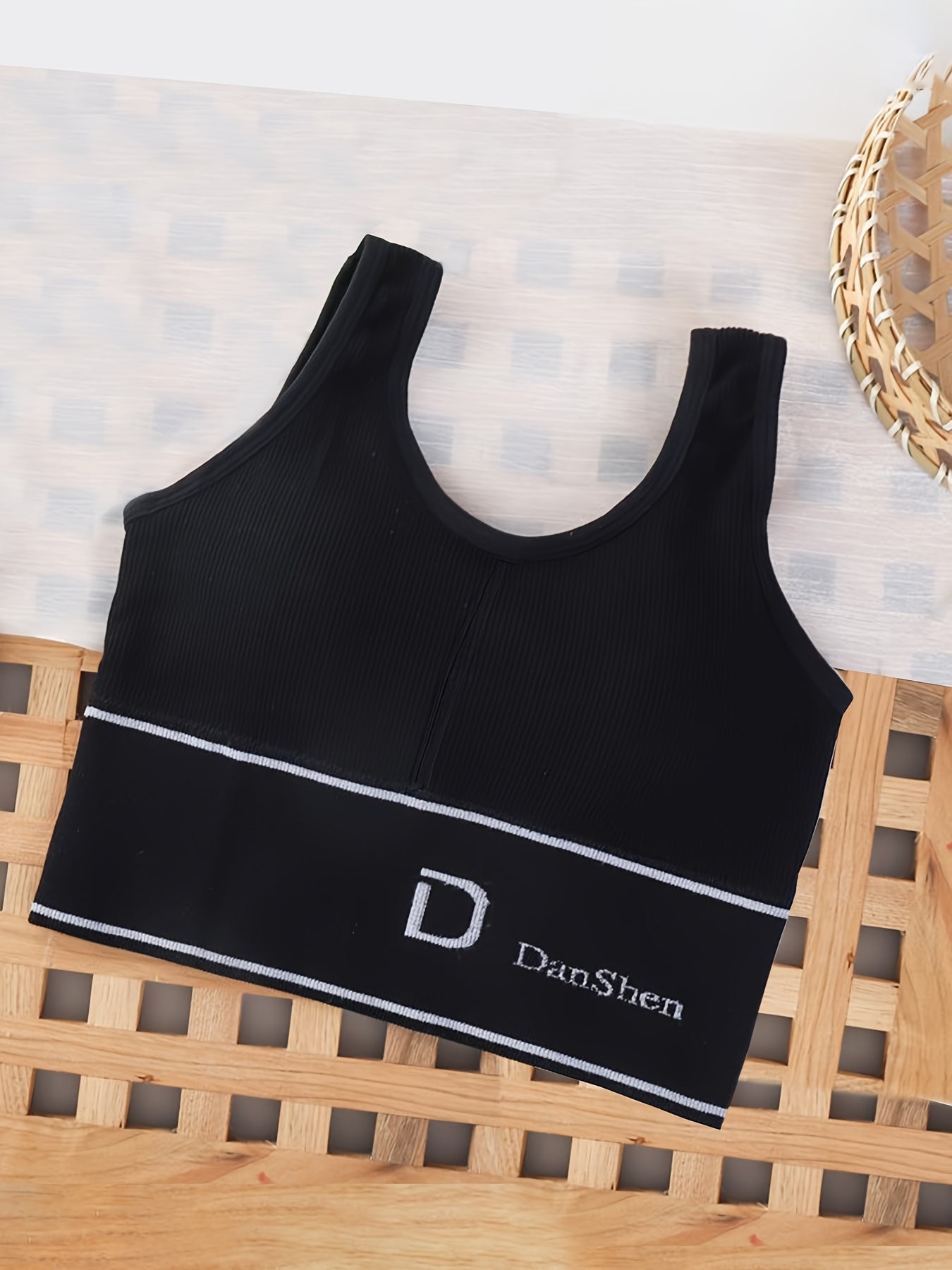 1pc EssElegance Plus-Size Push-Up High-Impact Wireless Sports Bra - Cross-Back Seamless Design with Removable Pads, Breathable Compression for Yoga, Running & Training