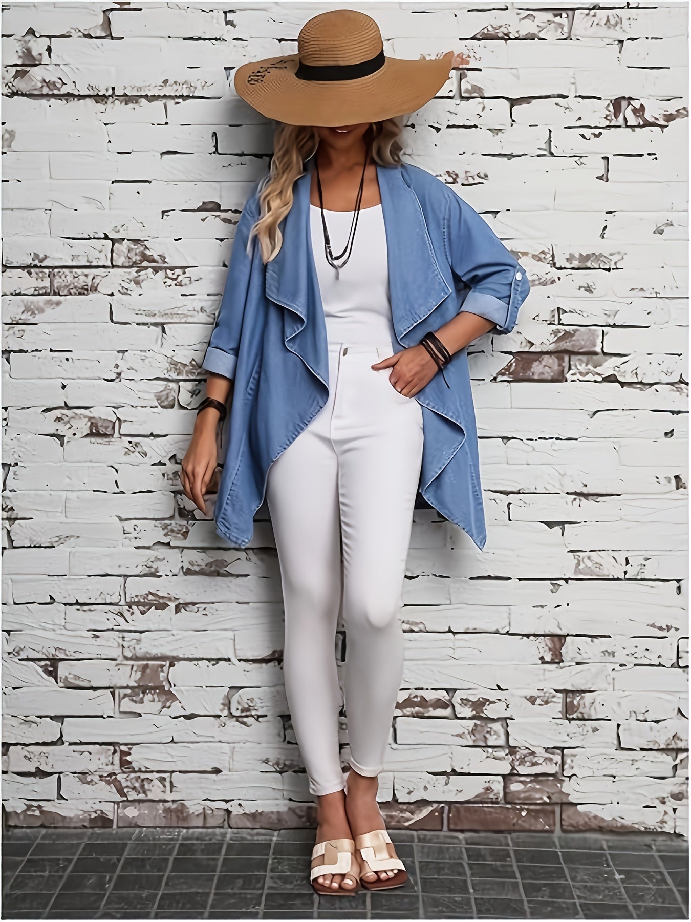 Elegant Denim Jacket That Can Roll Up Sleeves