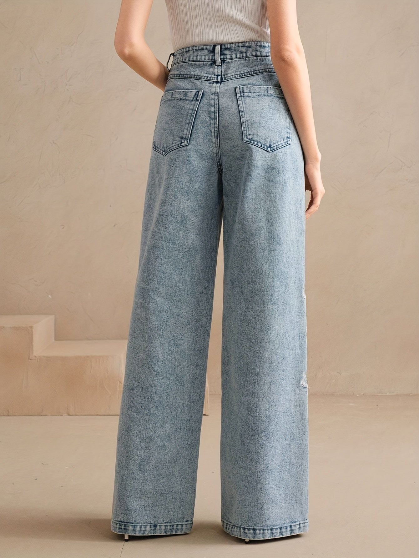 Women's Elegant Floral Embroidered Denim Trousers