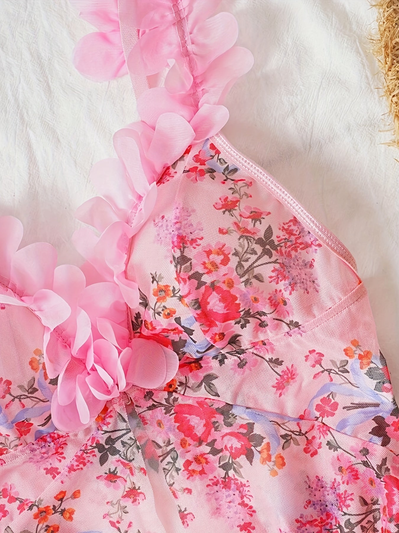 Women's Romantic Lace Floral Mesh Petticoat Pajamas Set, Equipped with Thong, Flower Embroidered Suspender Pajamas and Transparent Underwear with Front Slit, Suitable for Valentine's Day, Date Night and Special Gifts.