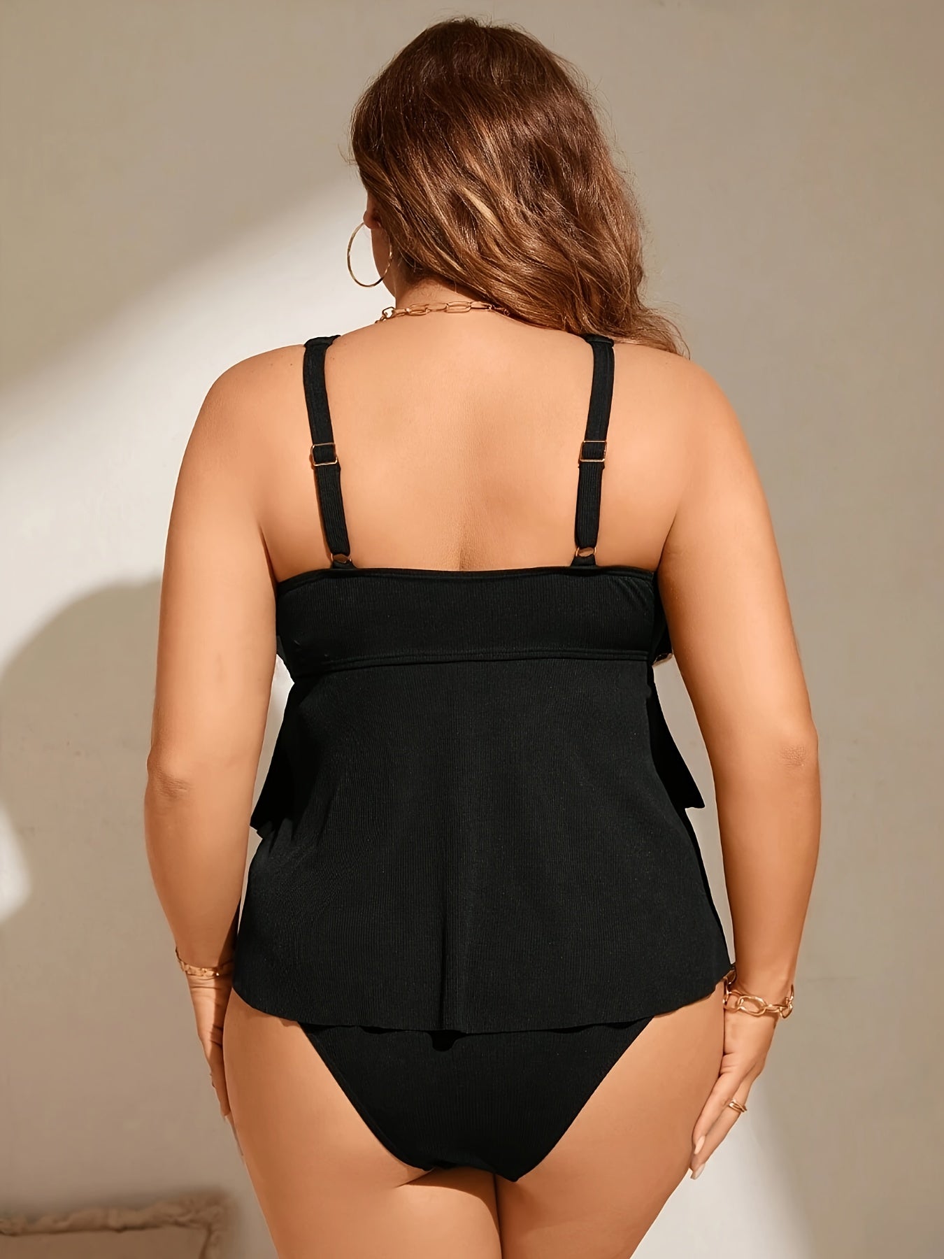 Unyooke Plus Size Black Tankini Set for Women - Elegant Halter Neck with Keyhole & Ruffle Detail, Stretchy Polyester Fabric, Removable Pads, Knit Weave - Perfect for Swimwear