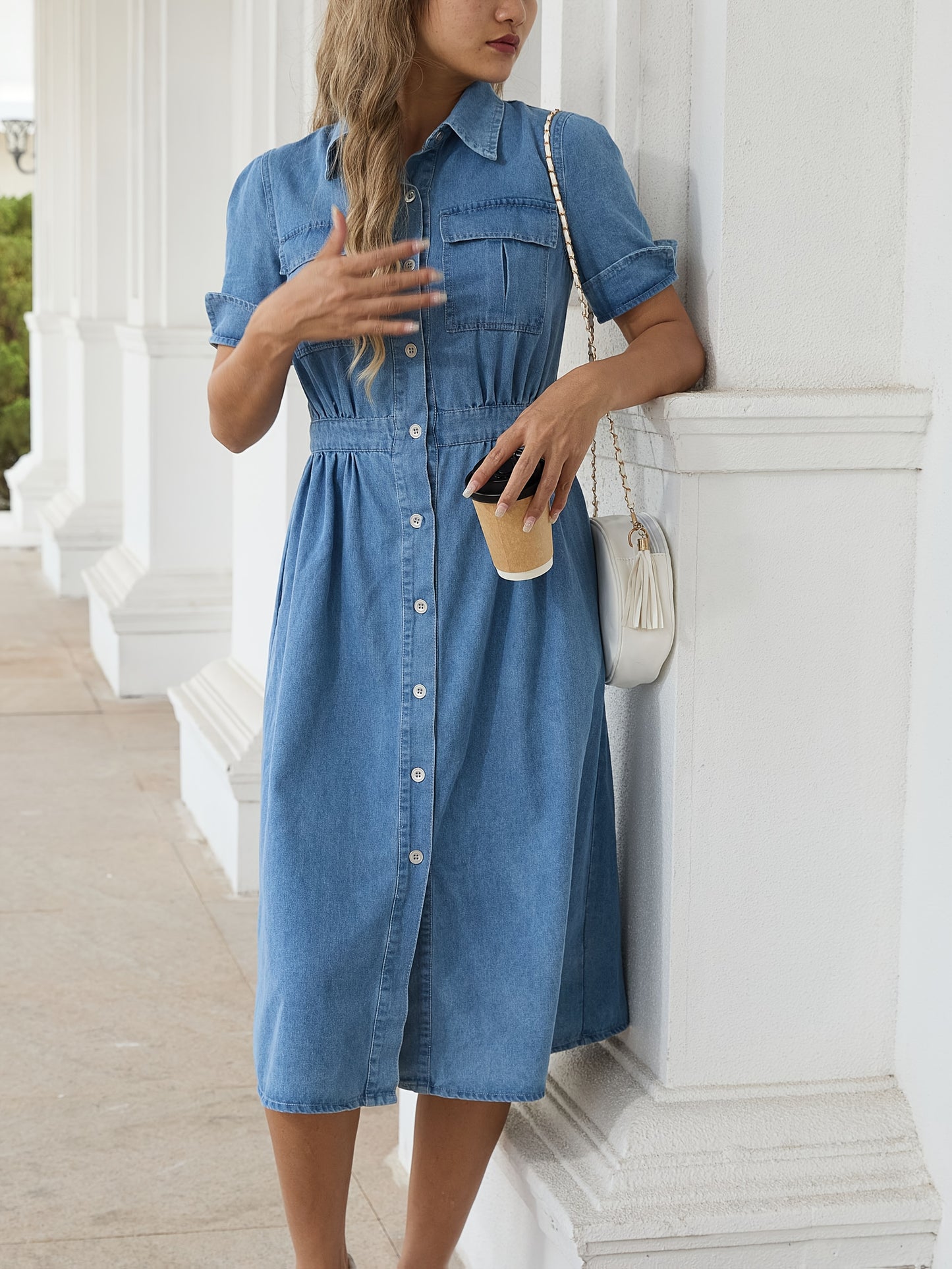 Women'S Casual Denim Midi Dress - Short Sleeve, Button-Up Shirt Style with Pockets, Flattering A-Line Cut, Light Blue Blend Fabric, Perfect for Spring And Fall