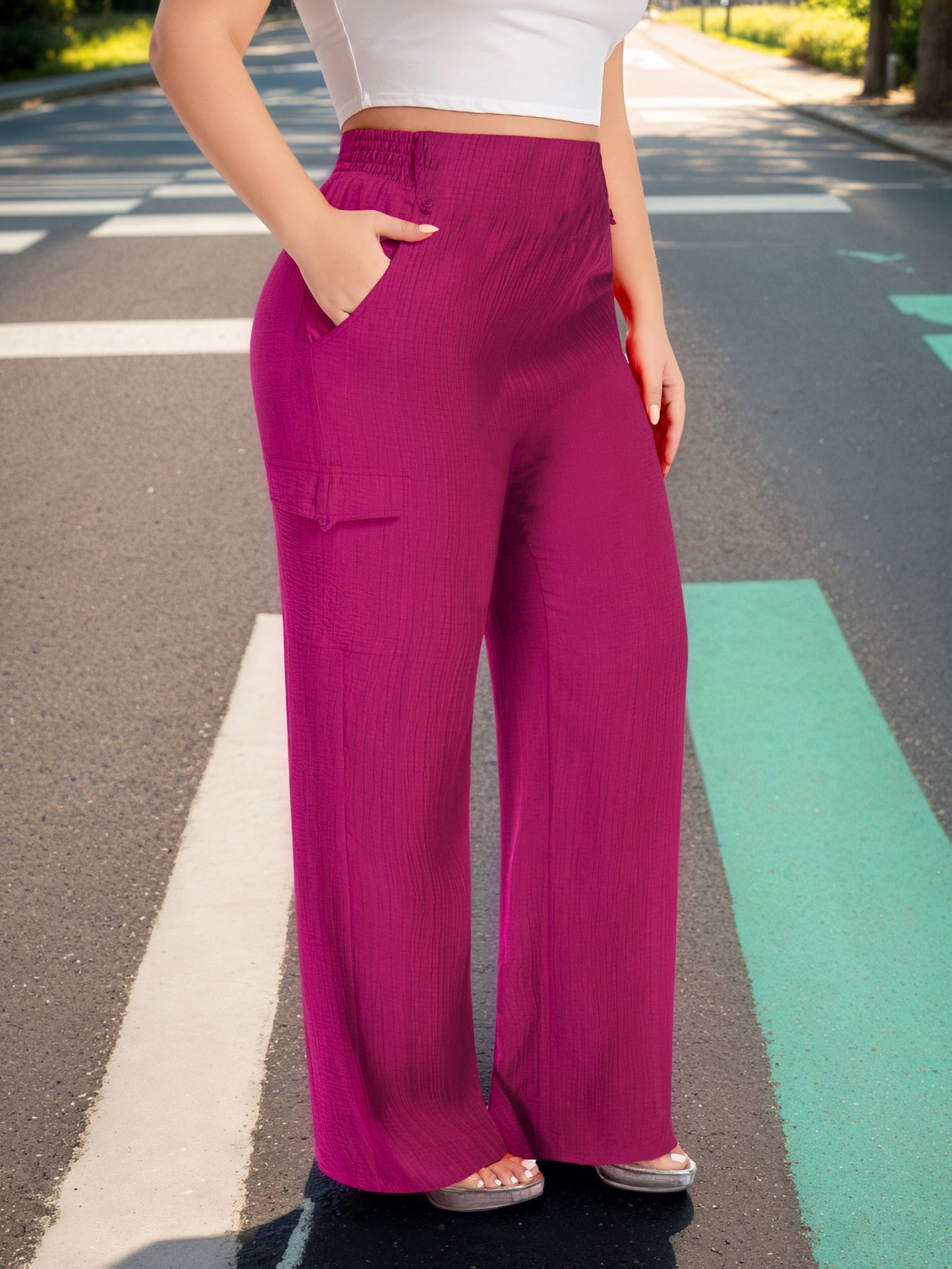 Plus Size - Plus Size - High-Waisted, Elastic-Waist Cargo Pants for Women with a Loose Fit, Wide Legs, And Practical Pockets, Perfect for Casual Travel