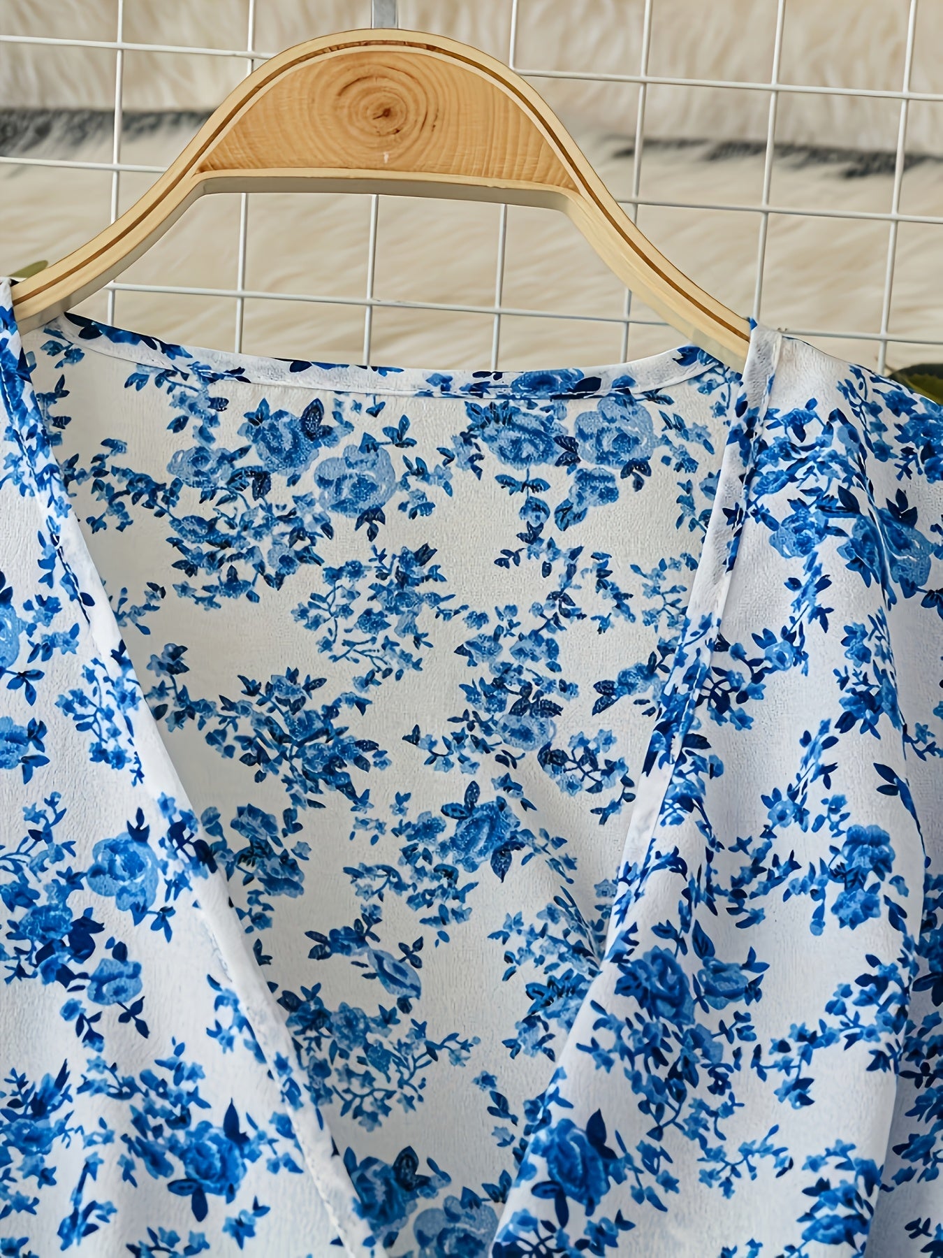 [Elegant Floral Dress] Floral Print Surplice Neck Dress, Elegant Short Sleeve Tie Waist Ruffle Hem Dress, Women's Clothing