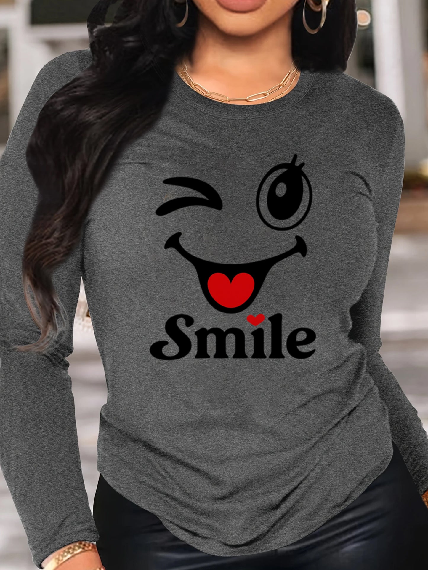 Milk Line 180g Premium Polyester Long Sleeve T-Shirt - Vibrant joyful Face & Blinking Eye Graphic Print, Asymmetrical Hem, Crew Neck Casual Elegant Pullover for Spring Summer Fall, Machine Washable