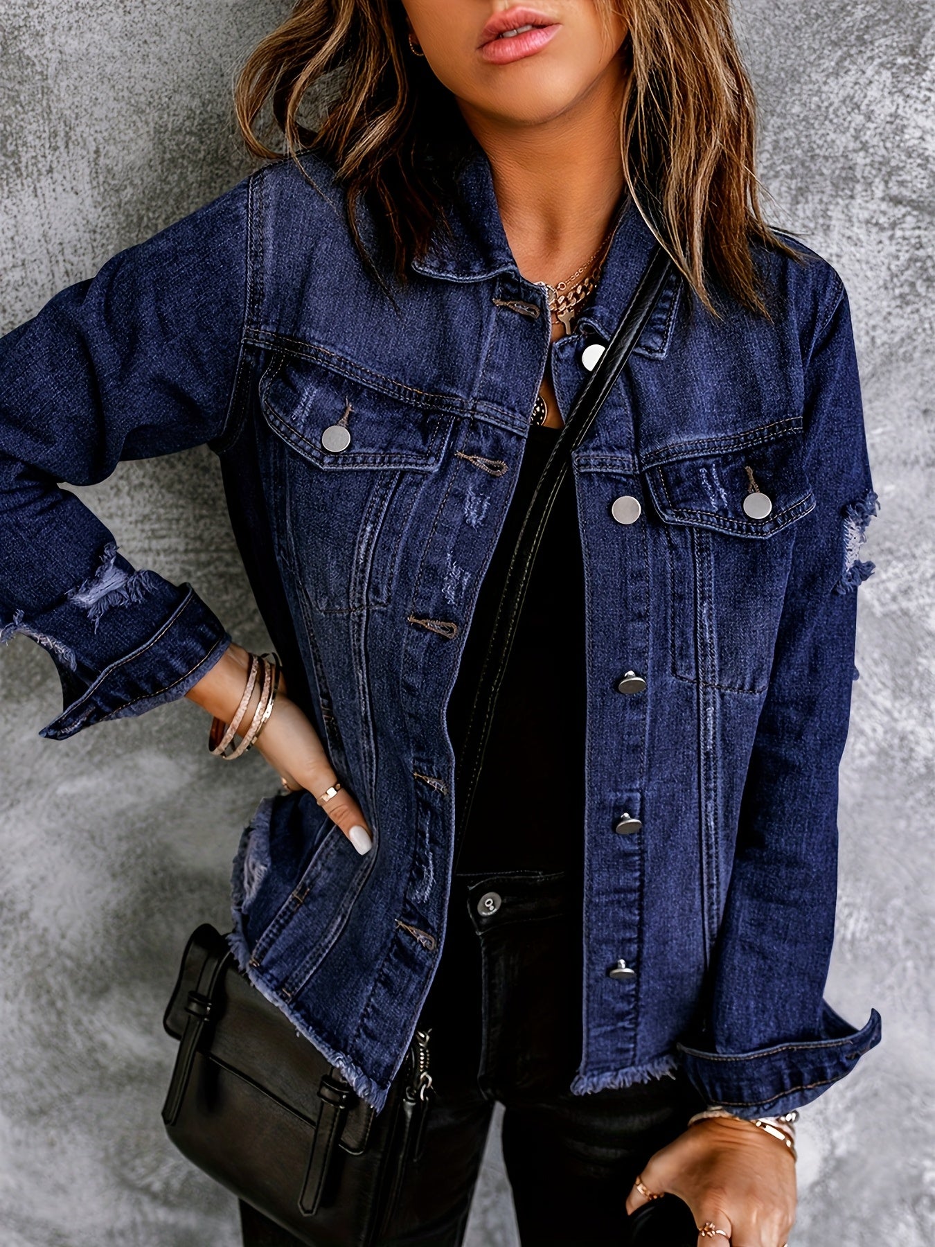 Women's Ripped Washed Button-Up Boyfriend Denim Jacket Coat with Pockets, Casual Classic Distressed Denim Outerwear TZ001