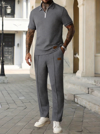 2pcs Men's Summer Commuter Casual Suit: Textured Fabric Half-zip Shirt Paired with Stitched Front Trousers, 2pcs Menswear, Vintage Style, Comfortable Fit.