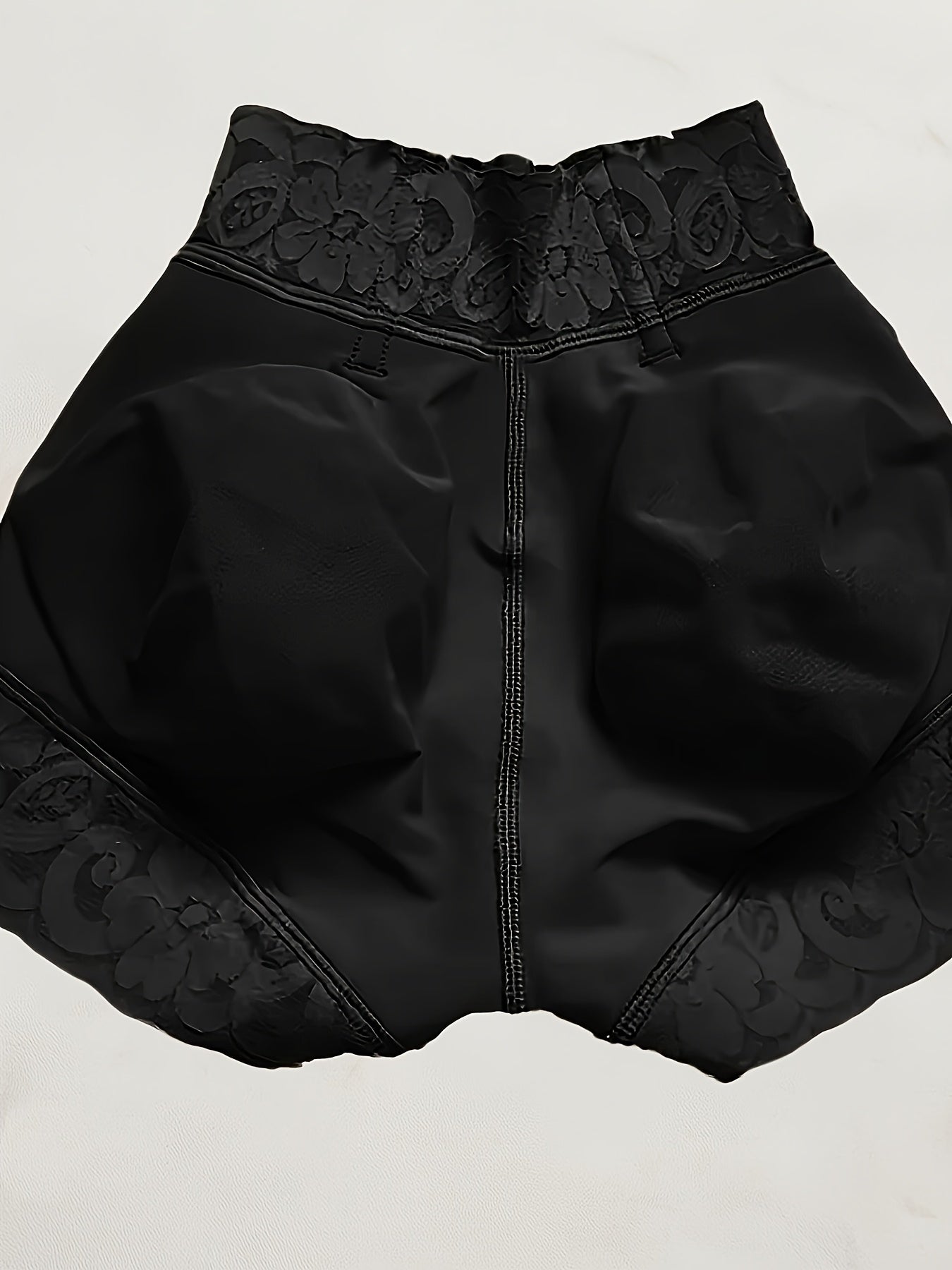 Women's Lace Shapewear Panties with Tummy Control, Butt Lifting Seamless Hip Enhancer Colombian Shaping Curvy Shorts Lace Trimmed Butt Lifting Panty for Women with Flat Tummy And Naturally Lifted Booty