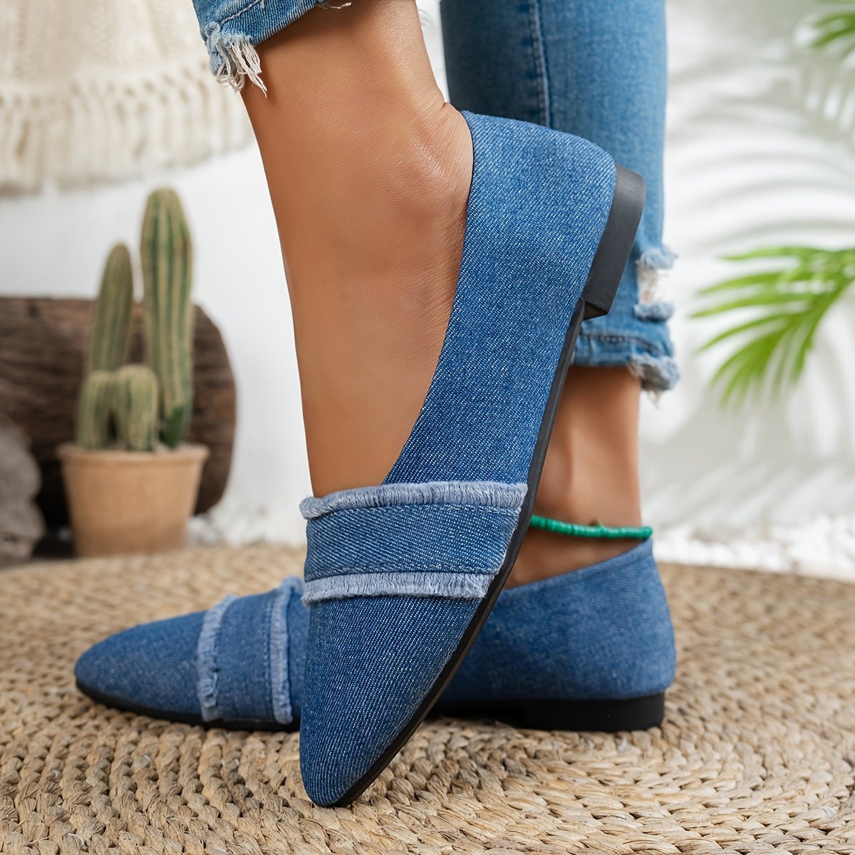 [Slip-On Loafers] Women's Slip-On Pointed Toe Loafers with Fringe Detail - Soft Fabric Upper & Sole, - Casual to Dressy Suitable for - Wear, Office, Semi-Formal Events & Everyday Outfits