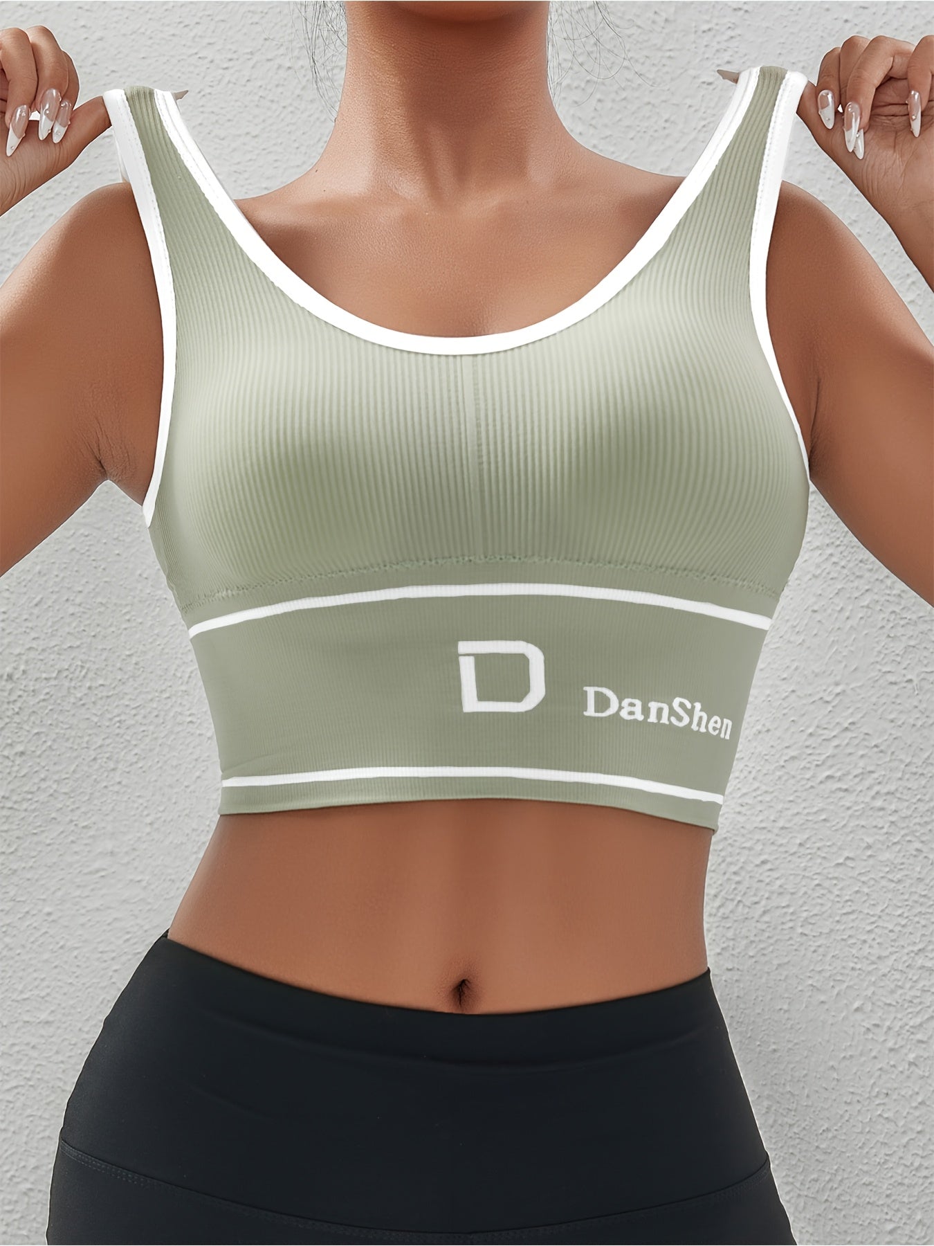 1pc EssElegance Plus-Size Push-Up High-Impact Wireless Sports Bra - Cross-Back Seamless Design with Removable Pads, Breathable Compression for Yoga, Running & Training